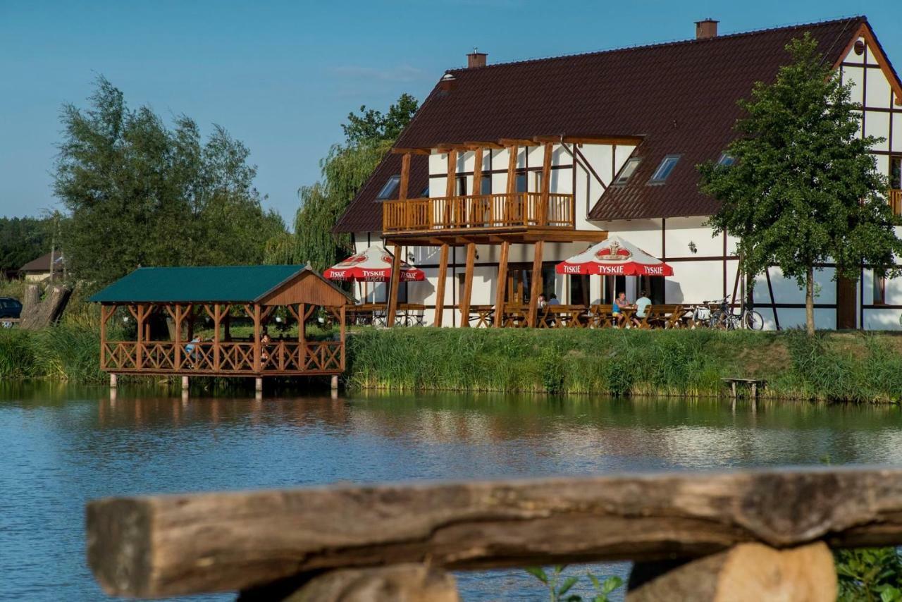 Restauracja Teo Hotel Cieszkow ภายนอก รูปภาพ
